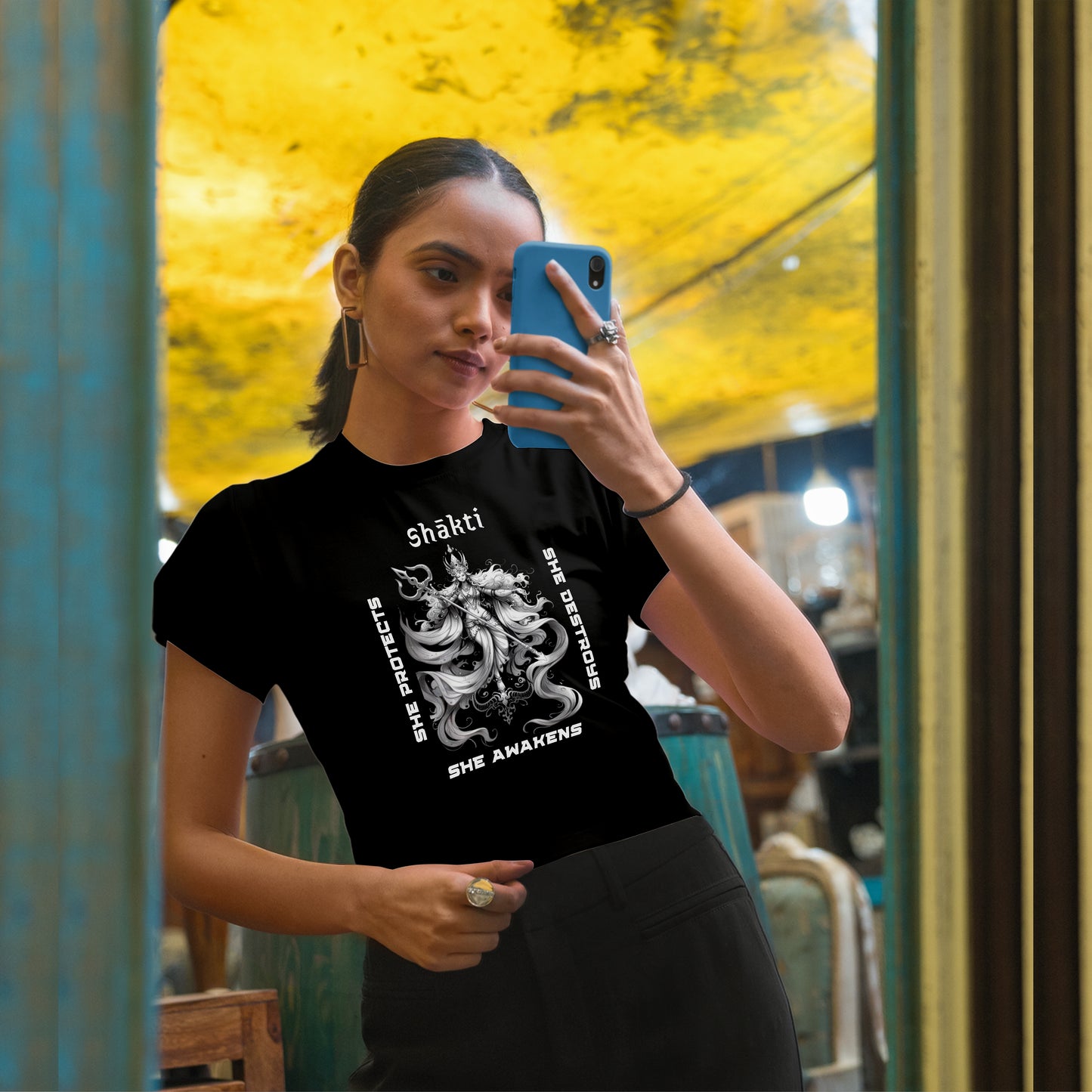 Shākti I Crop Top