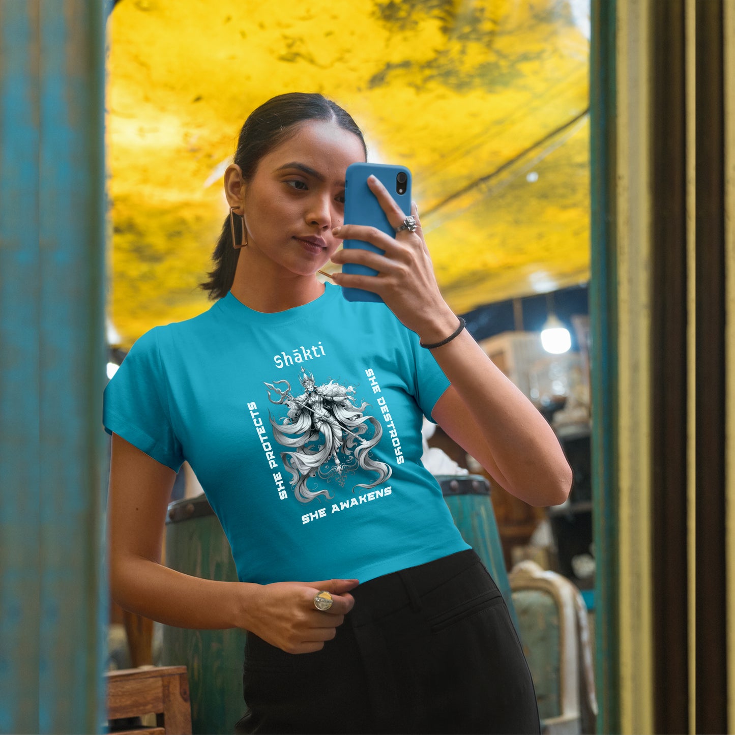 Shākti I Crop Top