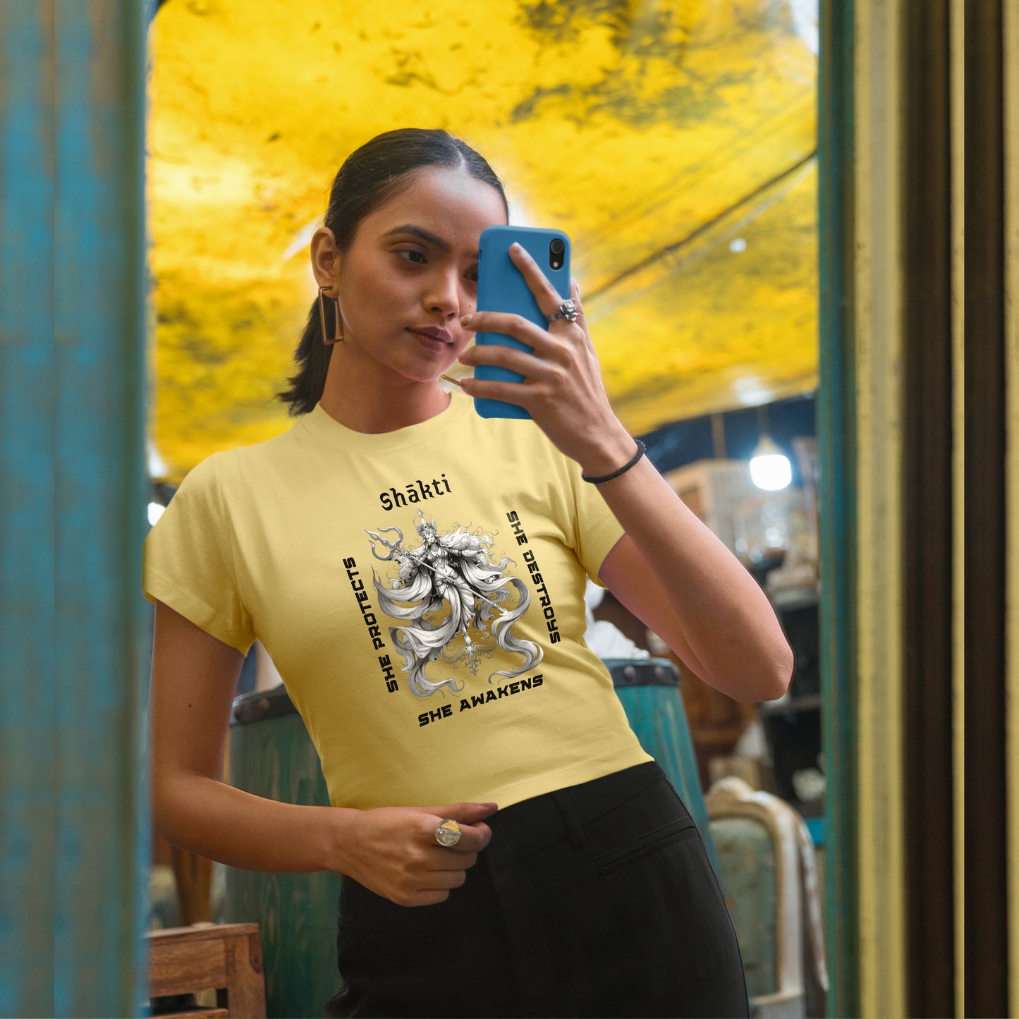 Shākti I Crop Top