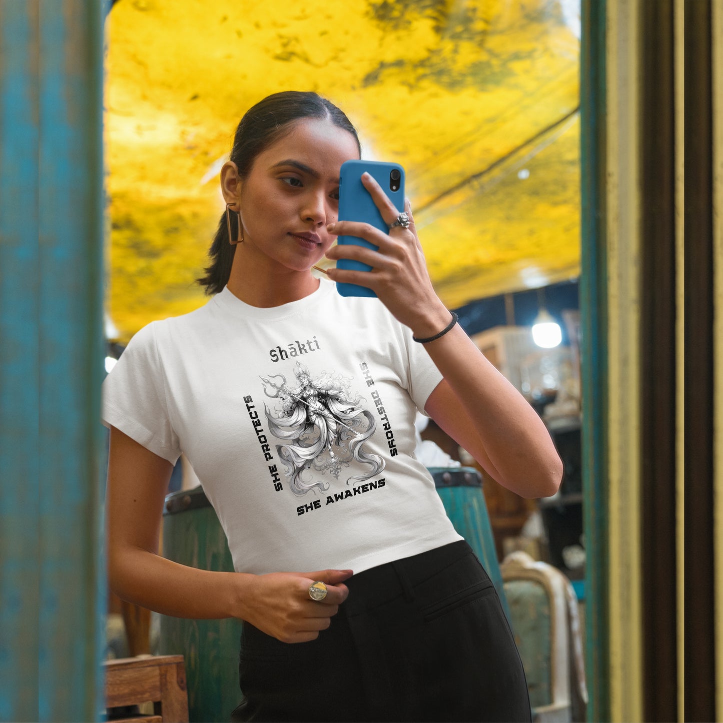 Shākti I Crop Top