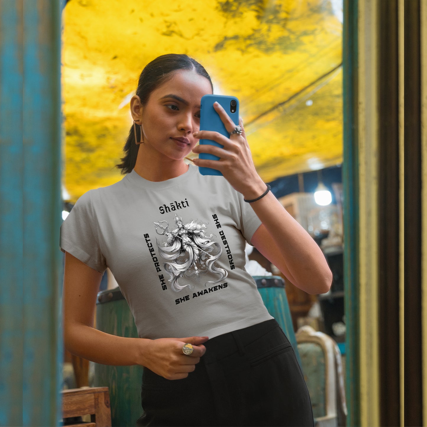 Shākti I Crop Top