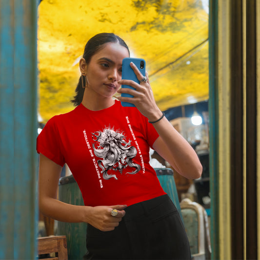 Shākti II Crop Top